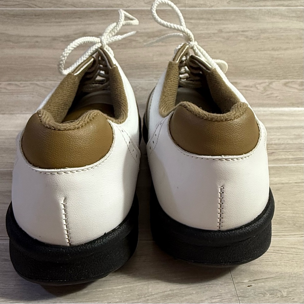 FootJoy GreenJoys Women’s Oxford Golf Shoes White & Tan Lace-Up — Size 7M - Picture 7 of 10